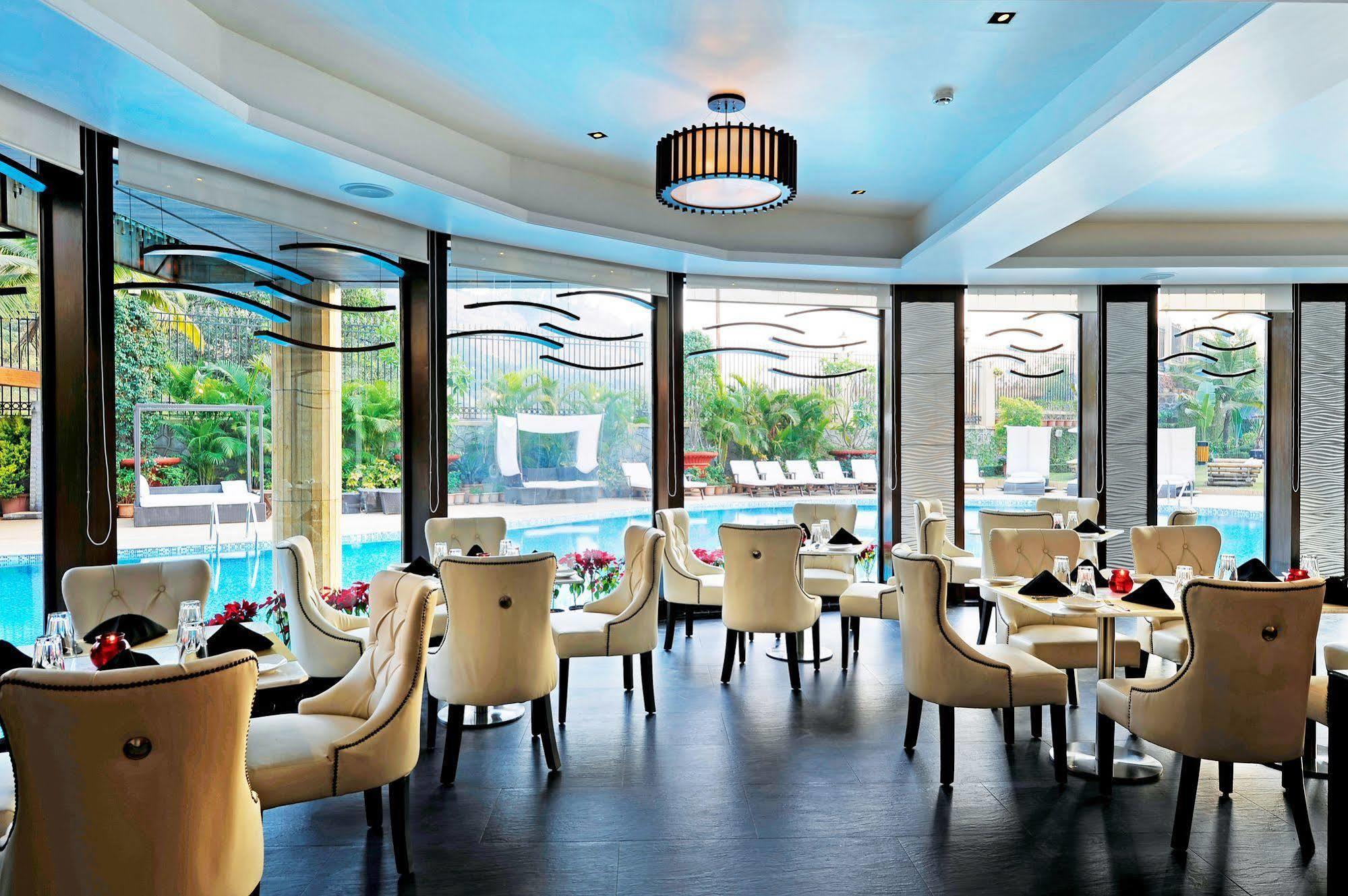 Della Resorts Лонавала Екстериор снимка